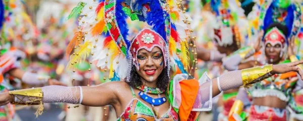 costumes traditionnels et les danses du Carnaval guadeloupeen